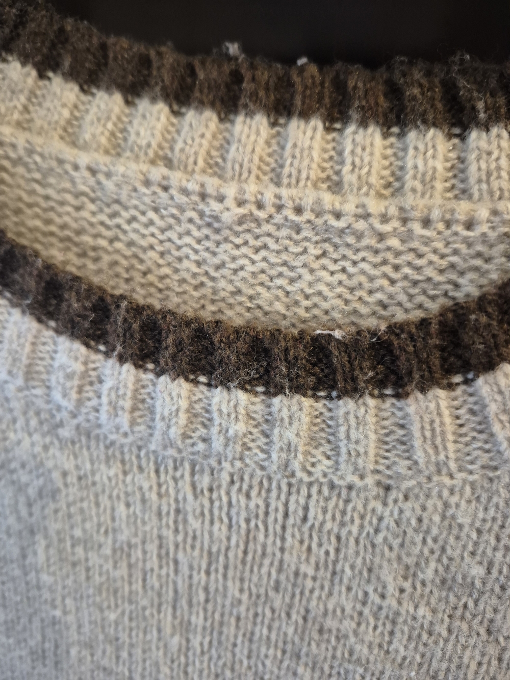 SHEIN Cream Knit Sleeveless Sweater Vest with Brown Trim - Picture 2 of 3